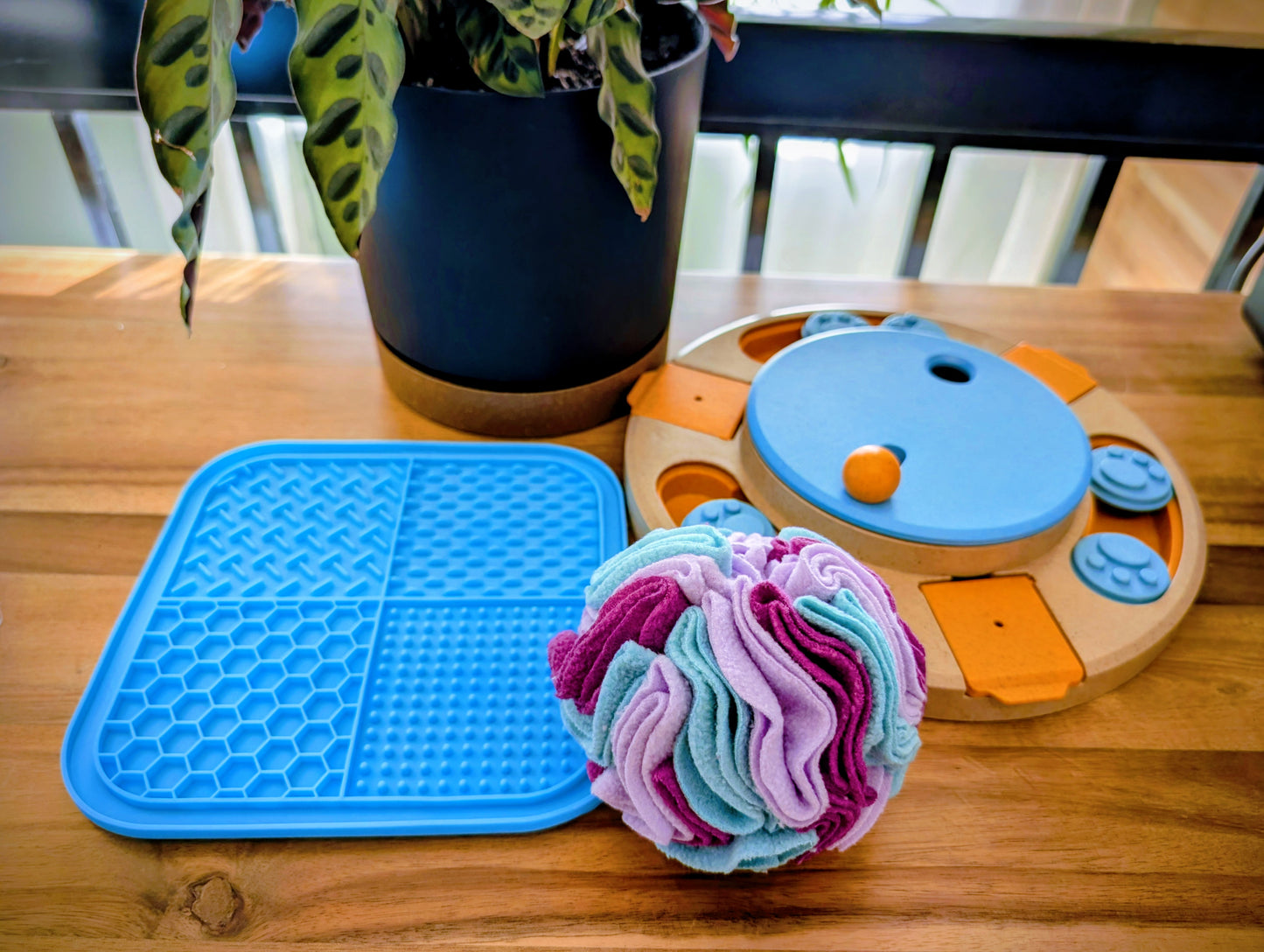 Trio lèche, fouille, réfléchis